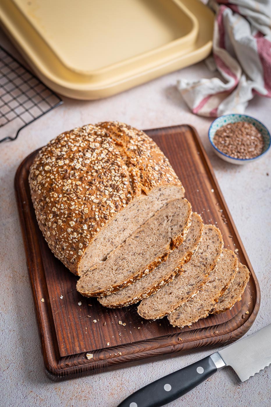 Dinkelvollkornbrot mit Körner