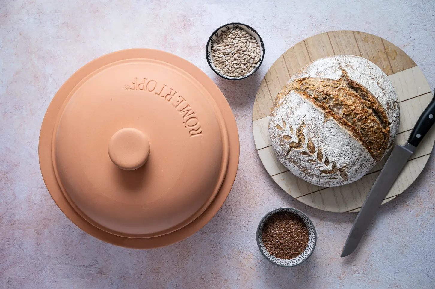 Brotbacken im Römertopf