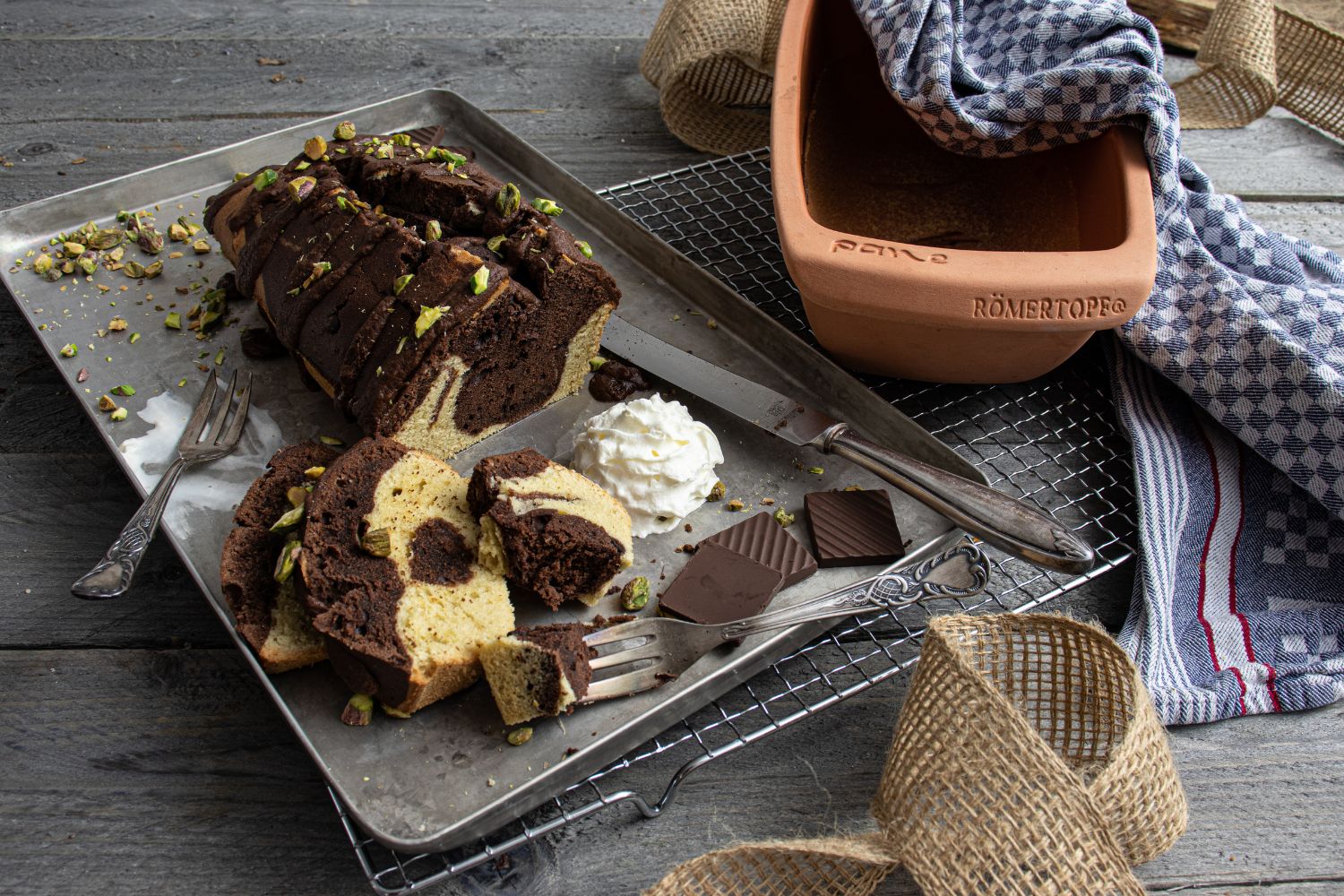 Saftiger Marmorkuchen – Einfach & klassisch backen