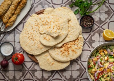 Arabisches Fladenbrot (Chubz) – Rezept aus der Pfanne