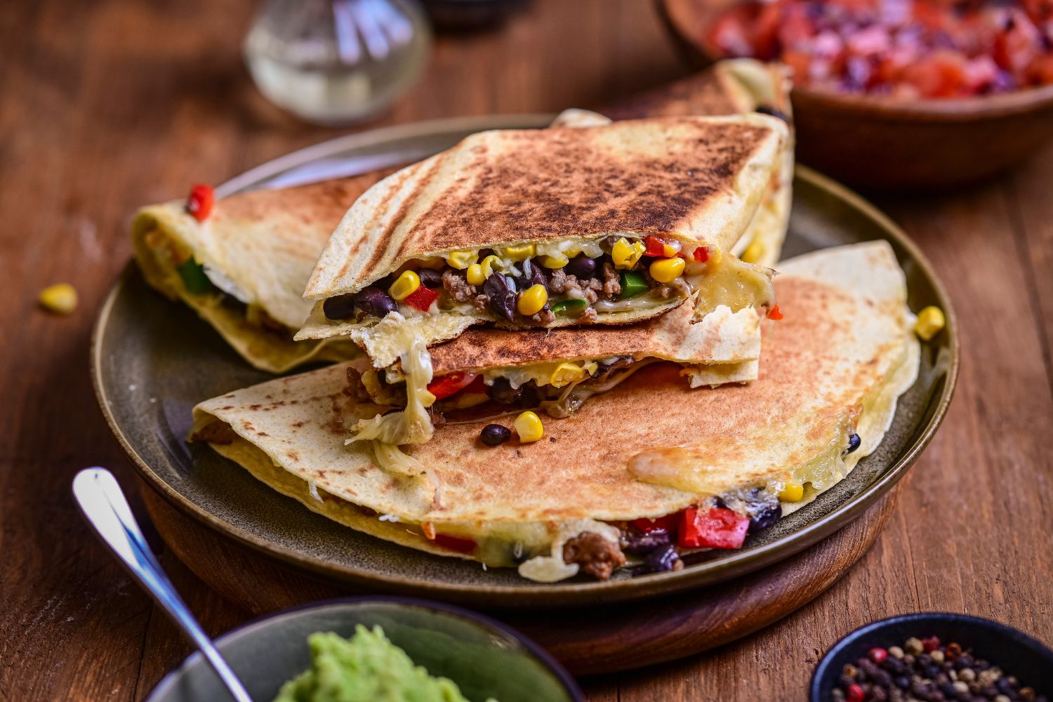 Quesadillas mit Rinderhack & Käse – Schnell & Herzhaft