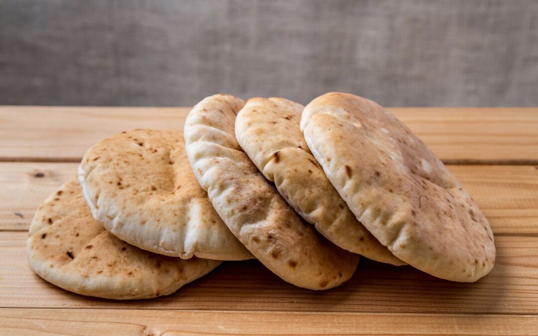 Dinkel-Pita-Brote selber backen – einfaches Rezept