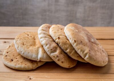 Dinkel-Pita-Brote selber backen – einfaches Rezept