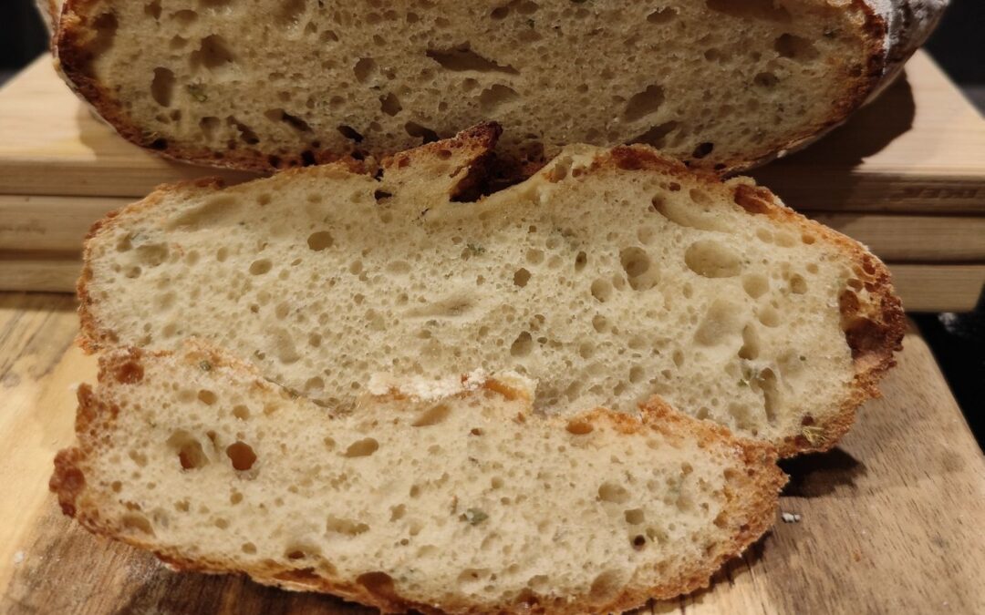 Rosmarin-Parmesan Brot | No-Knead & Cold Bake Rezept