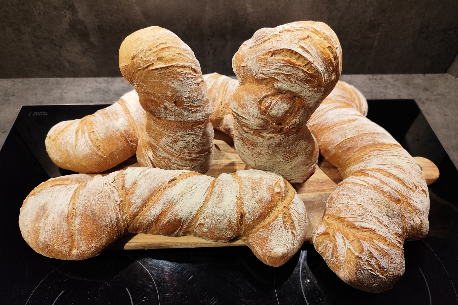 Dinkel-Wurzelbrot Rezept – rustikal & lange frisch